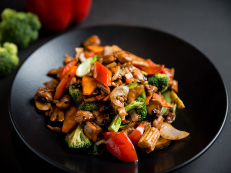 Stir Fried Black Bean Sauce Chicken With Vegetables