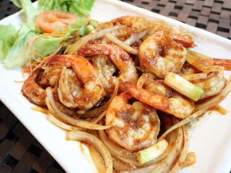 Braised Prawns With Tamarind Sauce