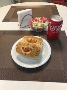 Pão Pizza Presunto E Queijo