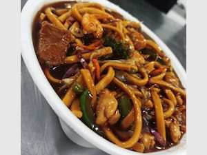 Yakissoba Completo Para 4 Pessoas