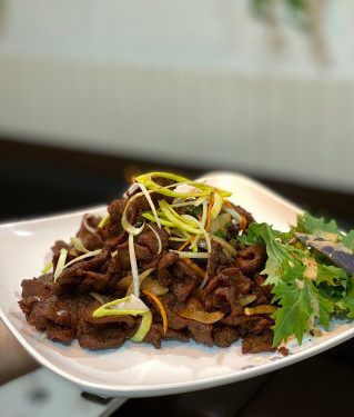 Stir Fried Cumin Lamb With Onion