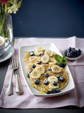 Novo Buttermilk Pancakes Banana, Blueberries Honey