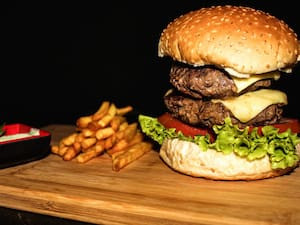 Burguer Duplo (Cheddar Ou Mussarela)