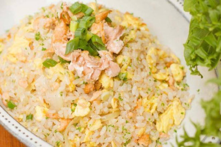 Tài Shì Xiā Jiàng Guī Yú Chǎo Fàn Salmon Fried Rice With Shrimp Paste