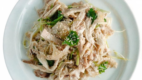 28. Shǒu Sī Yán Jú Jī Shredded Salt Baked Chicken