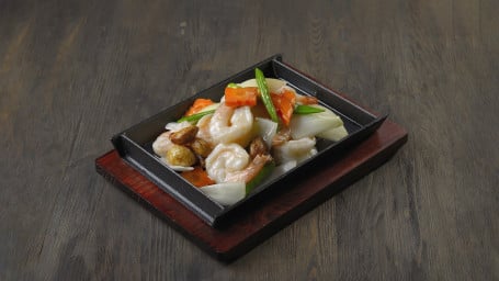 Sizzling Garlic King Prawns On Hot Plate