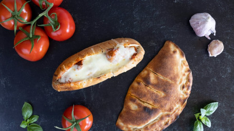 Mini Spaghetti And Meatball Calzone