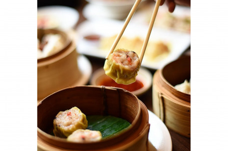 Steamed Pork And King Prawn Dumplings (Siu Mai)