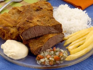 Promoção Especial ! Marmitex De Bife (Mignon) À Milanesa Com Fritas Pequena