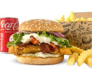 Combo Chicken Sandwich Coca-Cola