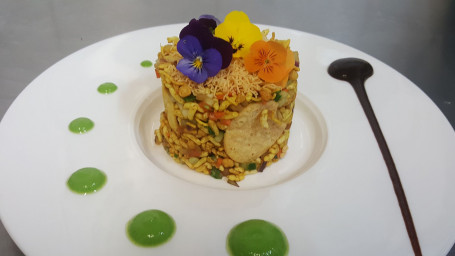 Bhel Puri (Vegetarian)