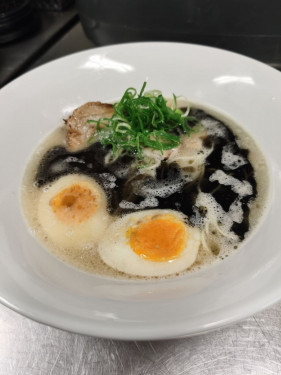 Black Garlic Ramen (New)