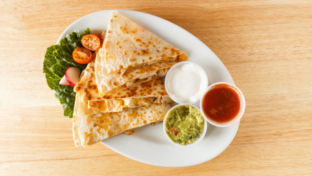 Grilled Chicken With Vegetables Quesadilla
