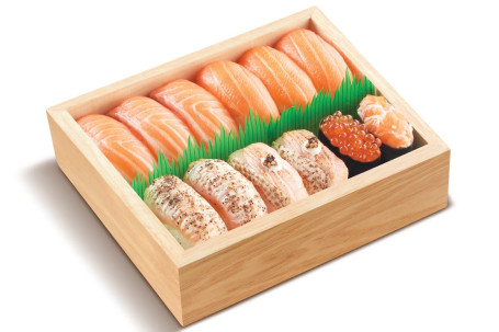 Zá Jǐn Sān Wén Yú Shòu Sī Shèng B Gòng12Jiàn Conjunto De Sushi De Salmão Sortido B Total 12 Unidades