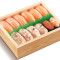 zá jǐn sān wén yú shòu sī shèng B gòng12jiàn Conjunto de sushi de salmão sortido B Total 12 unidades