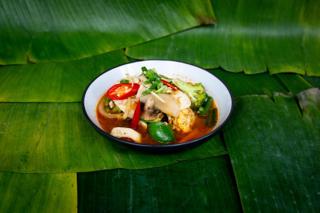 36.Tom Yum (With Coconut Milk)