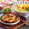 Hòu Qiè Zhū Bā Qīng Jī Tāng Mǐ Fěn Rice Vermicelli In Chicken Soup W/ Thick Cut Pork Chop