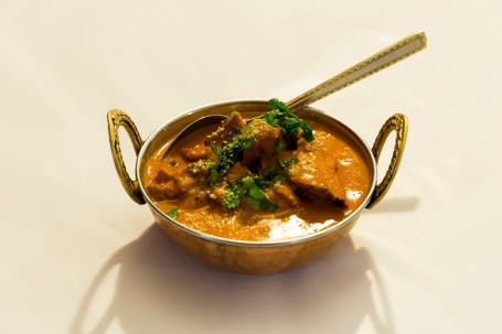 Chicken Mumztaz (Butter Chicken)