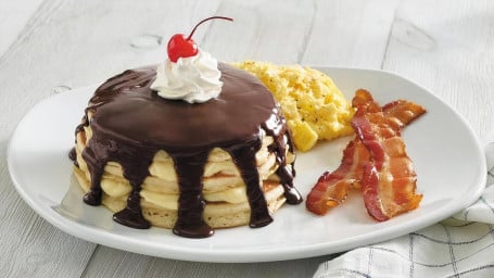 Boston Cream Pancake Platter*