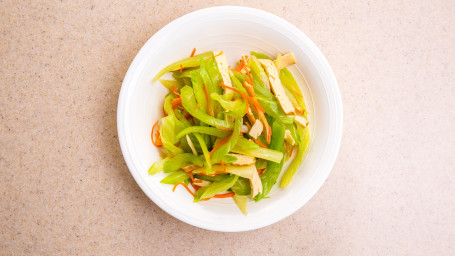 Xūn Gàn Qín Cài Shredded Celery With Smoked Tofu