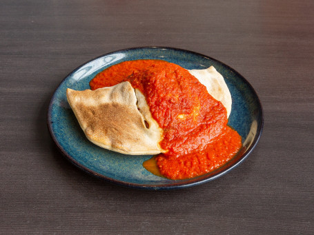 Traditional Calzone (Folded Pizza/Pizza Pastie/Pizza Pocket)