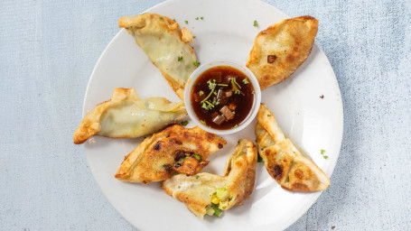 6 Edamame Potstickers