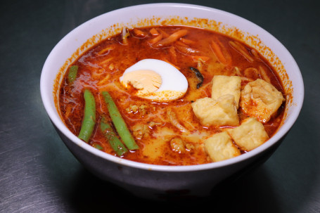 Singaporean Curry Mee With Vermicelli Xīn Jiā Pō Kā Lí Lā Shā Miàn （Mǐ Fěn）