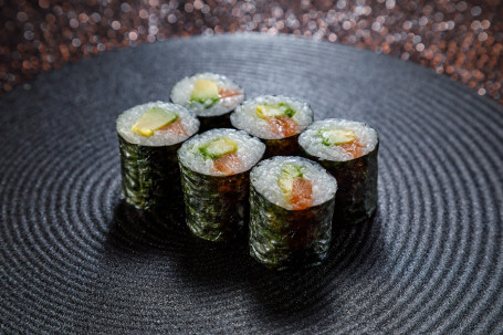 Sān Wén Yú Niú Yóu Guǒ Xiǎo Juǎn (6Jiàn Salmon Avocado Roll (6 Pcs.