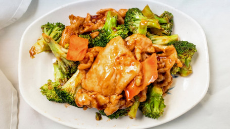 L 4. Chicken Or Pork With Broccoli