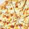 Pizza De Alho Assado Com Queijo Branco