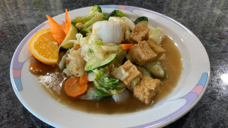 29. Pad Pak Luam (Mixed Vegetables)