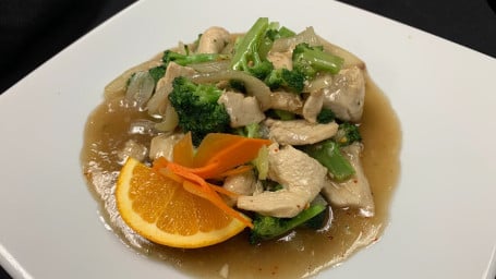 30. Pad Khana (Broccoli)