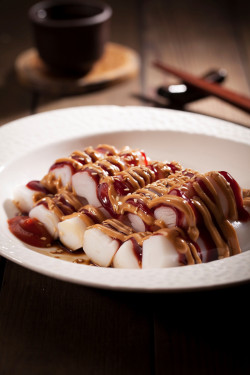 Hùn Jiàng Cháng Fěn Steamed Rice Rolls With Mixed Sauce