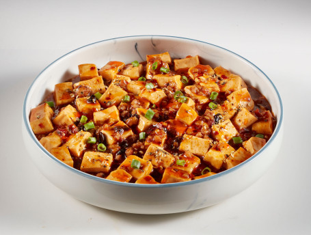 Sì Chuān Má Pó Dòu Fǔ Là Braised Diced Bean Curd With Minced Beef In Pungent Sauce Spicy