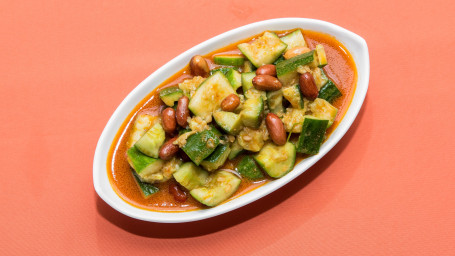 Veggie Smacked Cucumber with Garlic Sauce shuǎng kǒu pāi huáng guā