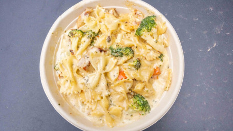 Alfredo Bowl With Mixed Vegetables