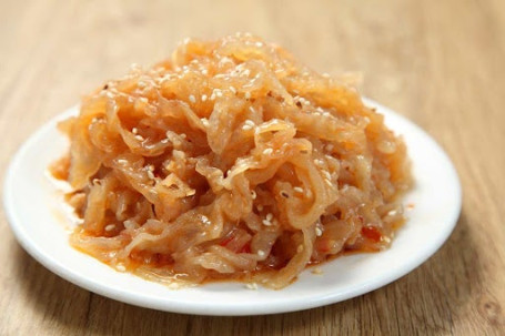 Shuǎng Huá Hǎi Zhē Crispy Jellyfish