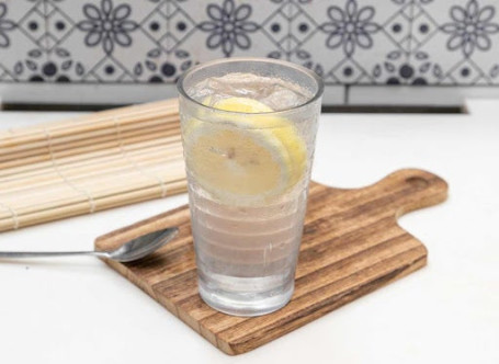 Dòng Níng Shuǐ Lemon Water Iced