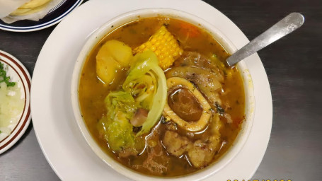 Sopa De Pata De Rez Foot Soup