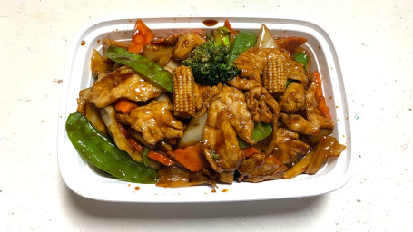 C4. Chicken With Mixed Vegetable Shén Cài Jī