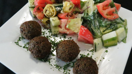 E1. Falafel Plate (V)