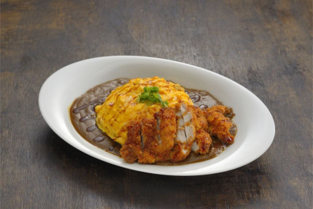 9. Omelette Chicken Kastu Curry