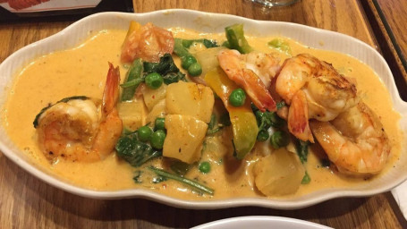 C9 Shrimp Pineapple Curry