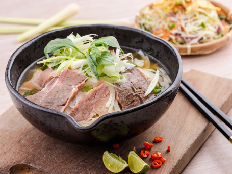 Beef Brisket Pho Yuè Shì Niú Nǎn Tāng Hé