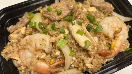 H4. Combo Fried Rice