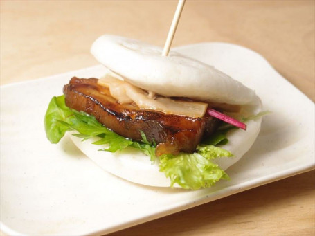 Kakuni Bao Bun