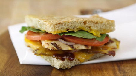 Smoky Bbq Cheddar Chicken Panini