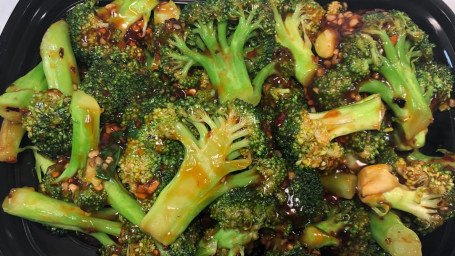 76A. Broccoli With Garlic Sauce