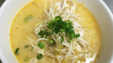 Ns4. Tom Kha Noodle Soup