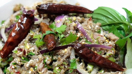 Sa6. Larb Salad